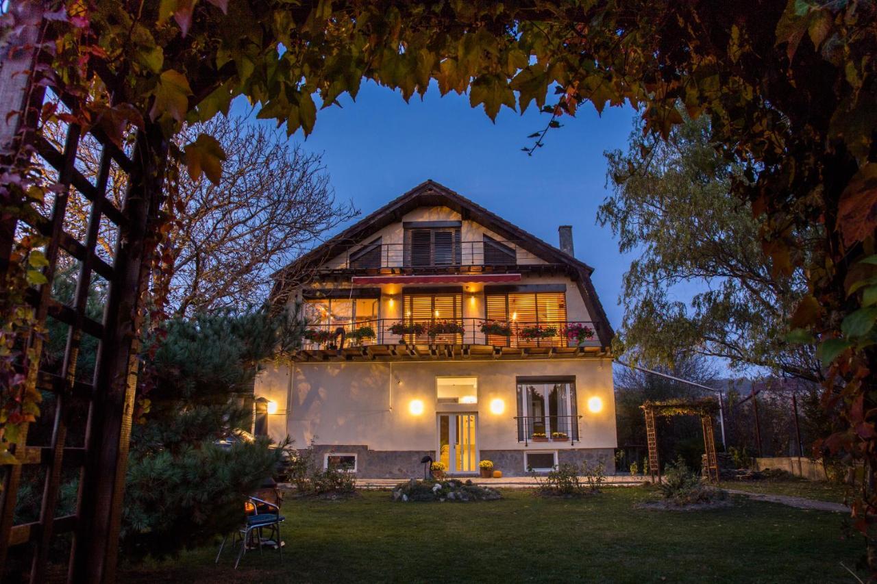 Villa Umberti Sibiu Luaran gambar